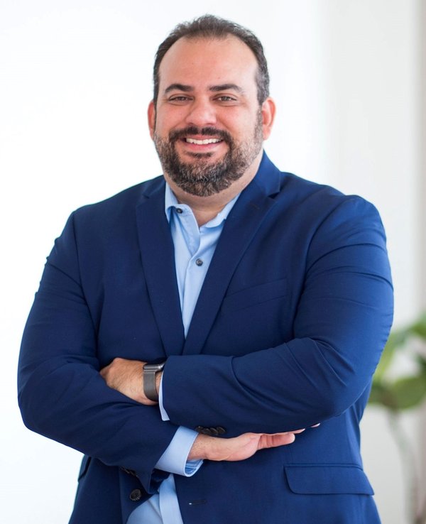 Carlos Olivares — Buyer Agent, BHHS EWM Realty Miami